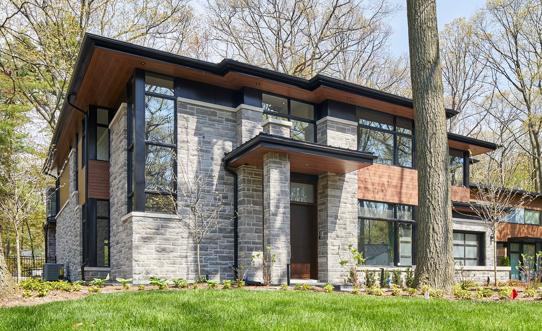 Mississauga Custom Build Project of a Modern Home