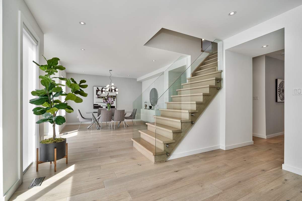 Mississauga Residential Renovation Project of a Modern Home